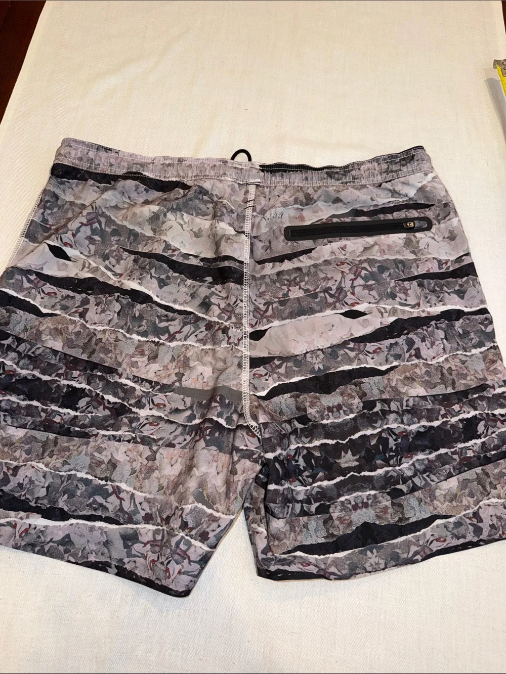 Tavik Pool Shorts EUC SZ XL